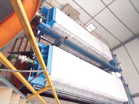 吕梁脱硫用压滤机现场图